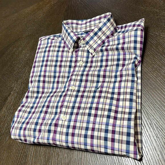 Nautica Men's Wrinkle-Resistant Blue, White, Purple Plaid Button Down‎ Shirt - Picture 16 of 16